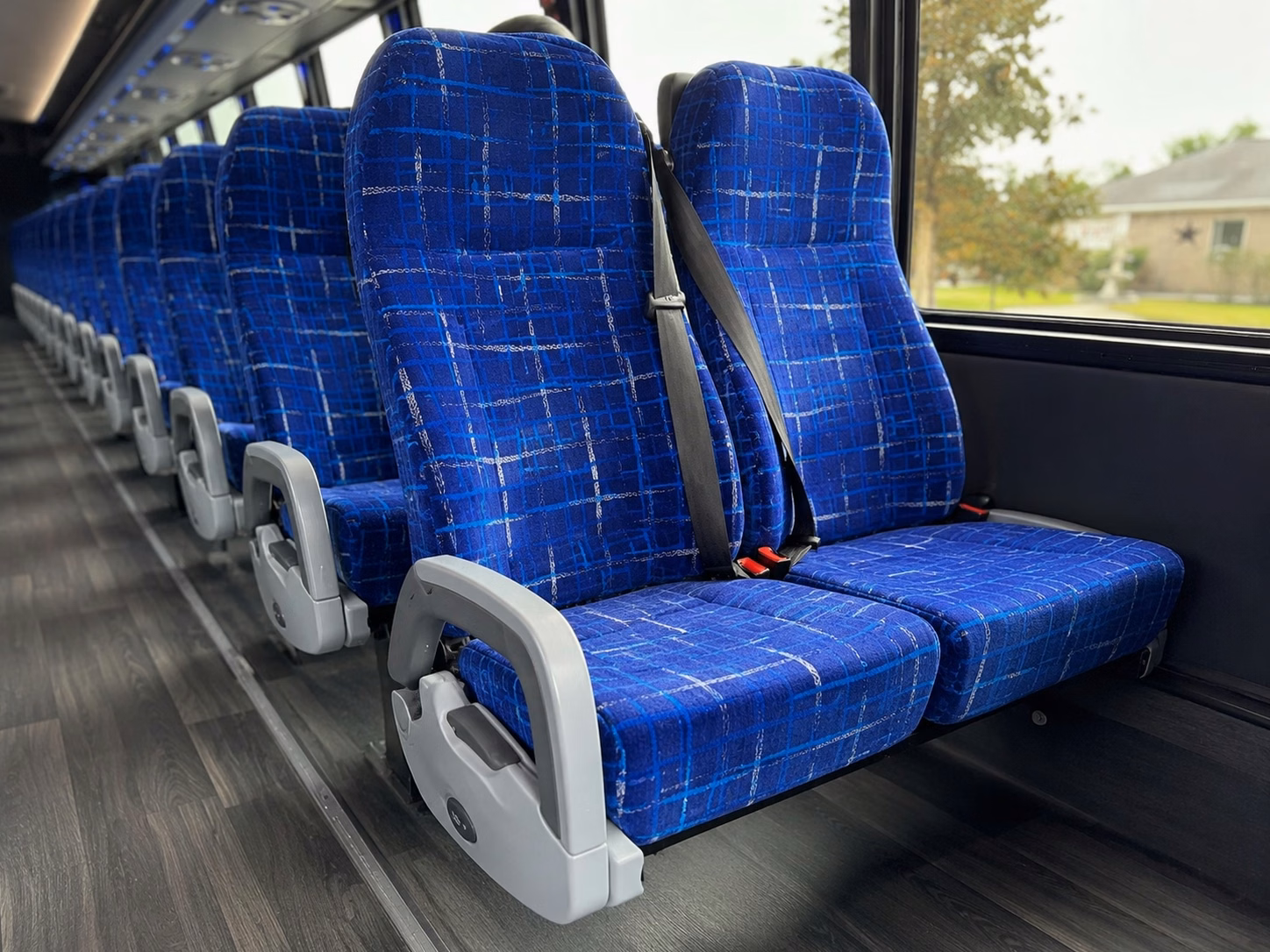 book charter buses for defense contractor and federal agency group travel in charleston