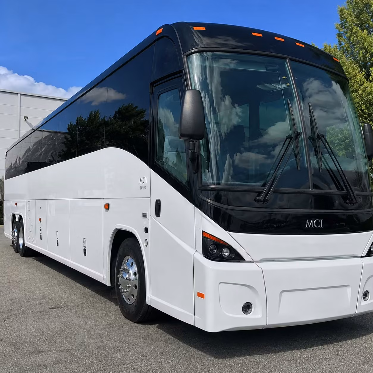 busrentalcharleston com will help you set up corporate shuttle routes for charleston s growing tech and healthcare sectors
