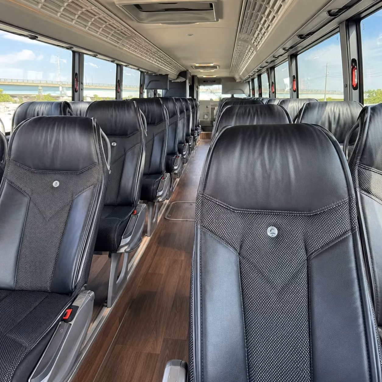 charleston charter bus hero 2
