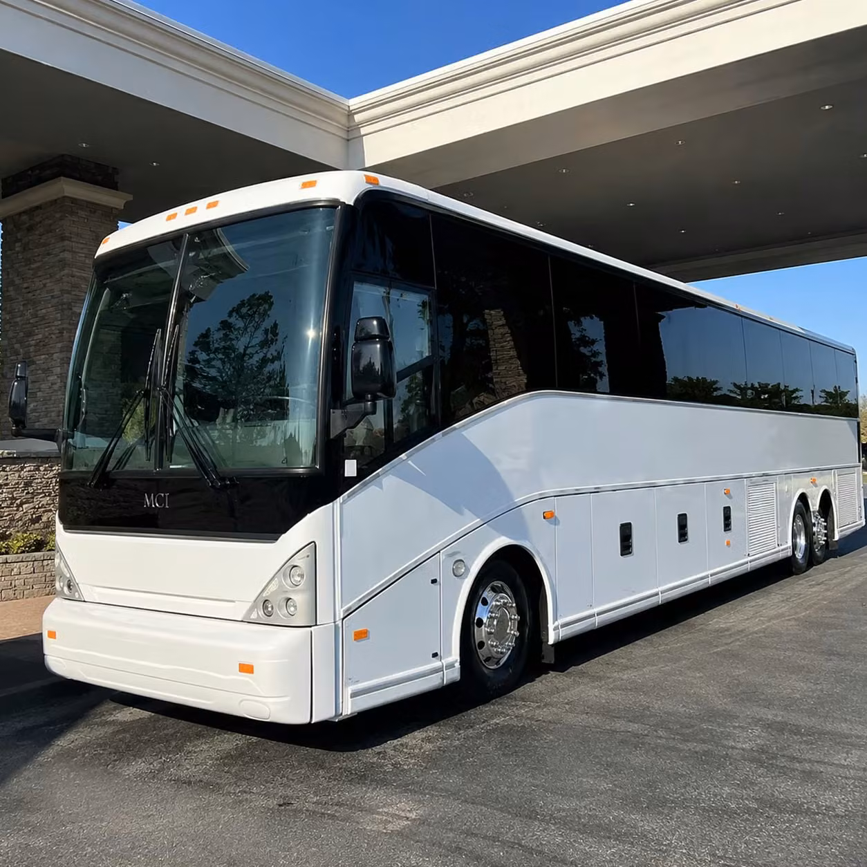 why busrentalcharleston com is the smarter way to book charleston airport transportation
